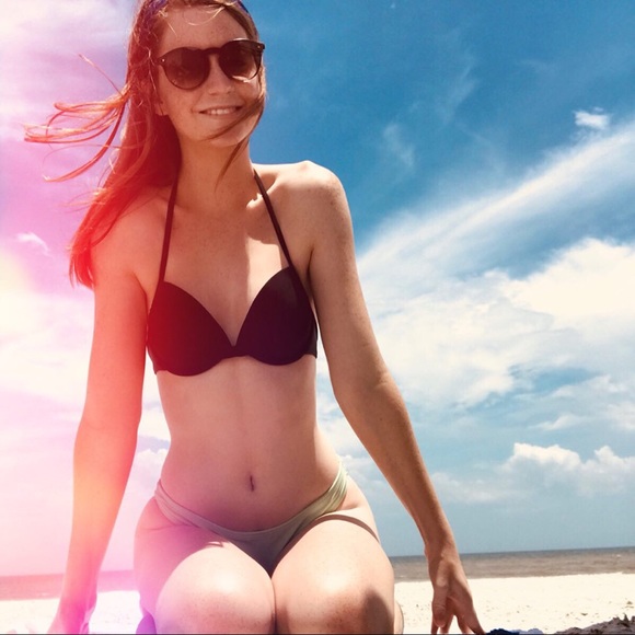 Meet your Posher, Sarah - Picture 3 of 4